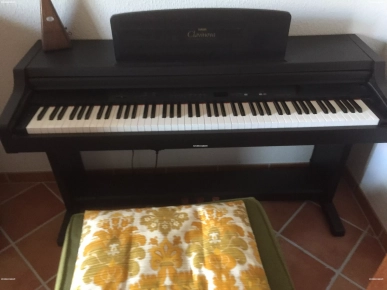 Piano Yamaha Clavinova Piano Yamaha Clavinova