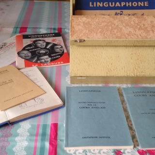 Ancien Coffret LINGUAPHONE INSTITUTE unique/collector Ancien Coffret LINGUAPHONE INSTITUTE unique/collector