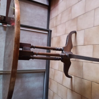 Petite table sellette Petite table sellette