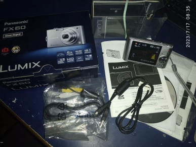 Appareil photo compact panasonic etat neuf Appareil photo compact panasonic etat neuf