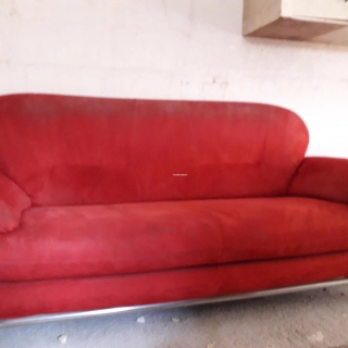 Canapé,table basse ,guéridon Canapé,table basse ,guéridon