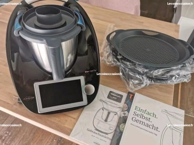 Vorwerk Thermomix TM6 Noir Edition limitée - Neuf avec facture Vorwerk Thermomix TM6 Noir Edition limitée - Neuf avec facture