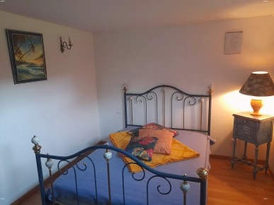 CHAMBRES À LA NUITÉE DANS VILLA CHAMBRES À LA NUITÉE DANS VILLA