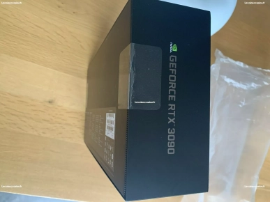 Nvidia RTX 3090 Founders Edition Nvidia RTX 3090 Founders Edition