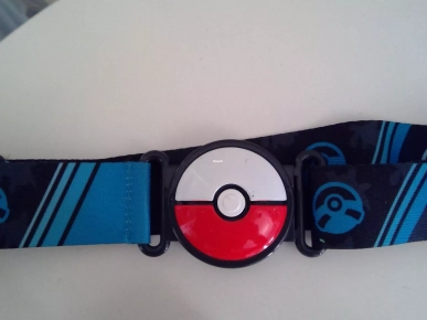 CEINTURE POKEBALL + MINI FIGURINES