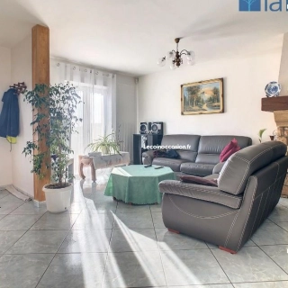 Maison 8 pièces 190 m² Maison 8 pièces 190 m²