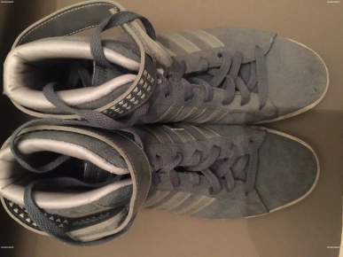 Adidas grises Adidas grises
