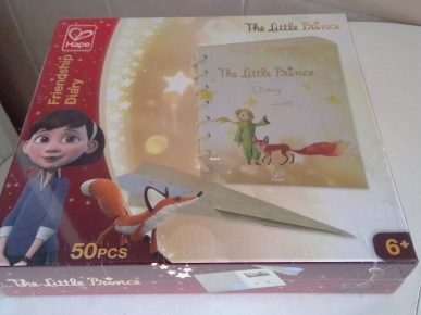 12€ Little Prince carnet d'amitié (Hape) 12€ Little Prince carnet d'amitié (Hape)