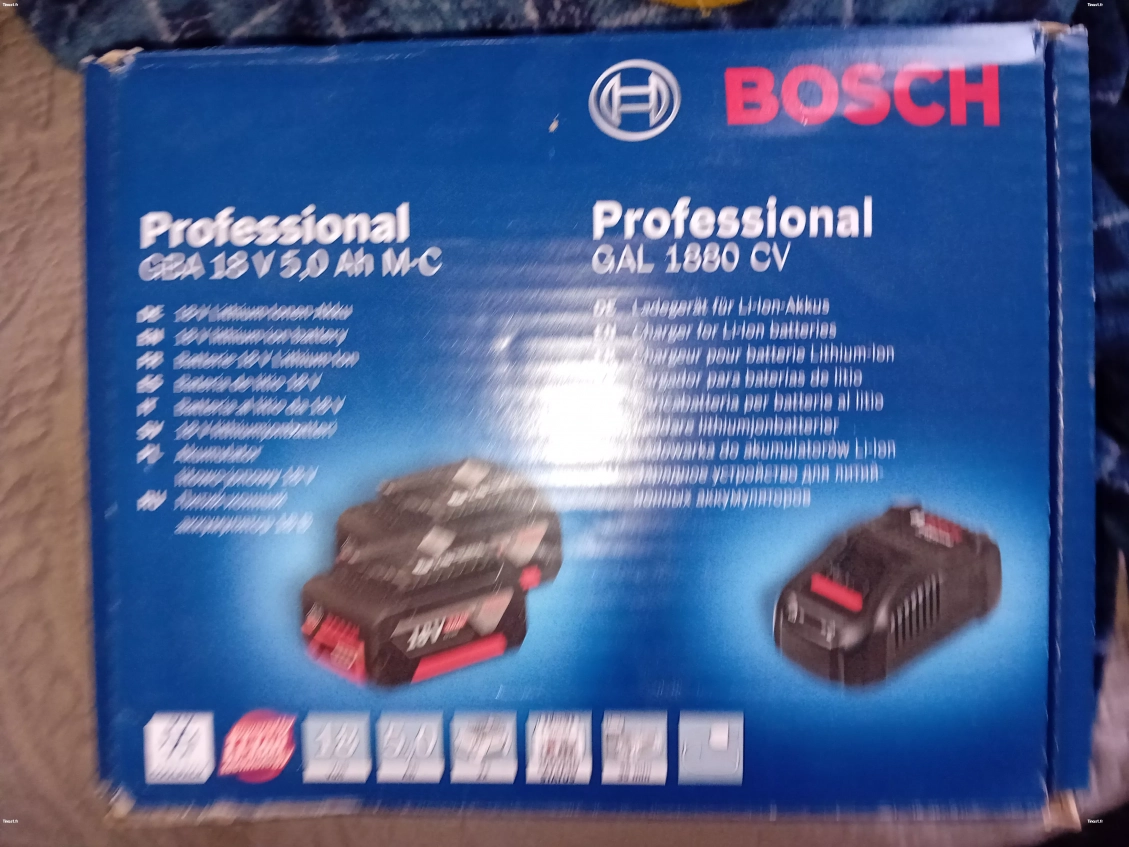 Perforateur Bosch + chargeur + 2 batterie