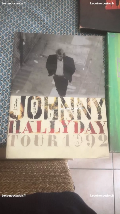 vend collection de albums et vinyles 33tours de JOHNNY Hallyday