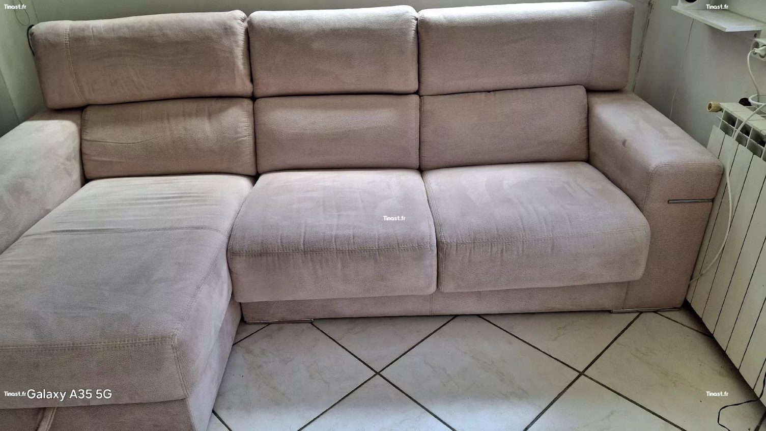 joli canapé confortable