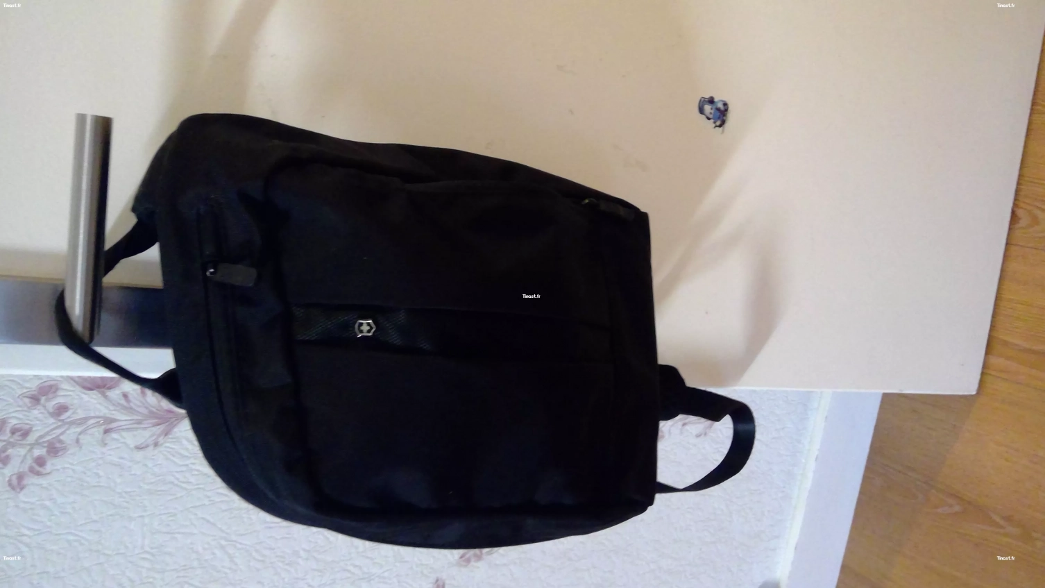 59€ VICTORINOX NOIR SAC A DOS ET BANDOUILIERE