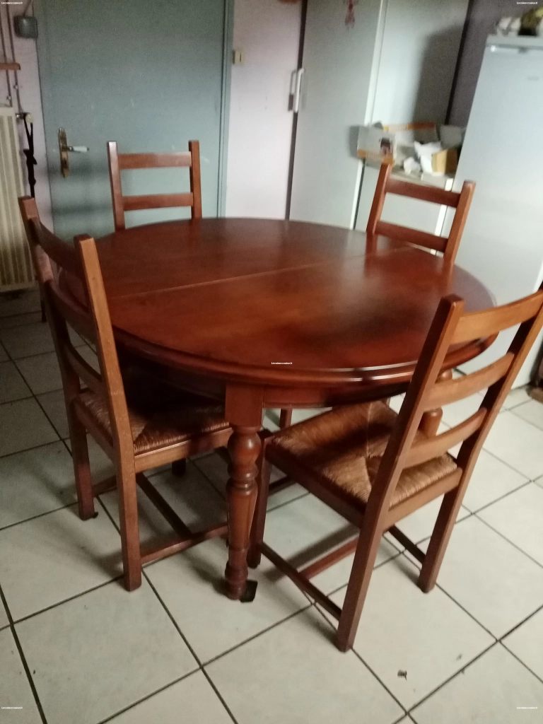 Table ronde merisier et 4 chaises