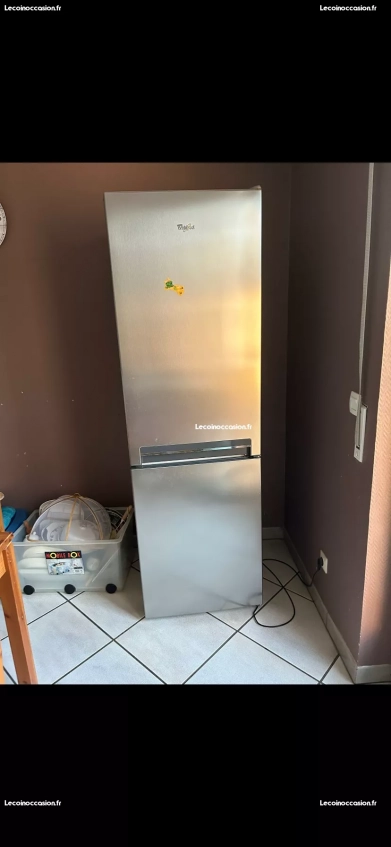 frigo américain gris