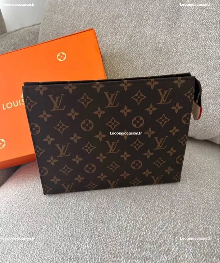 Sac pochette LV Louis Vuitton