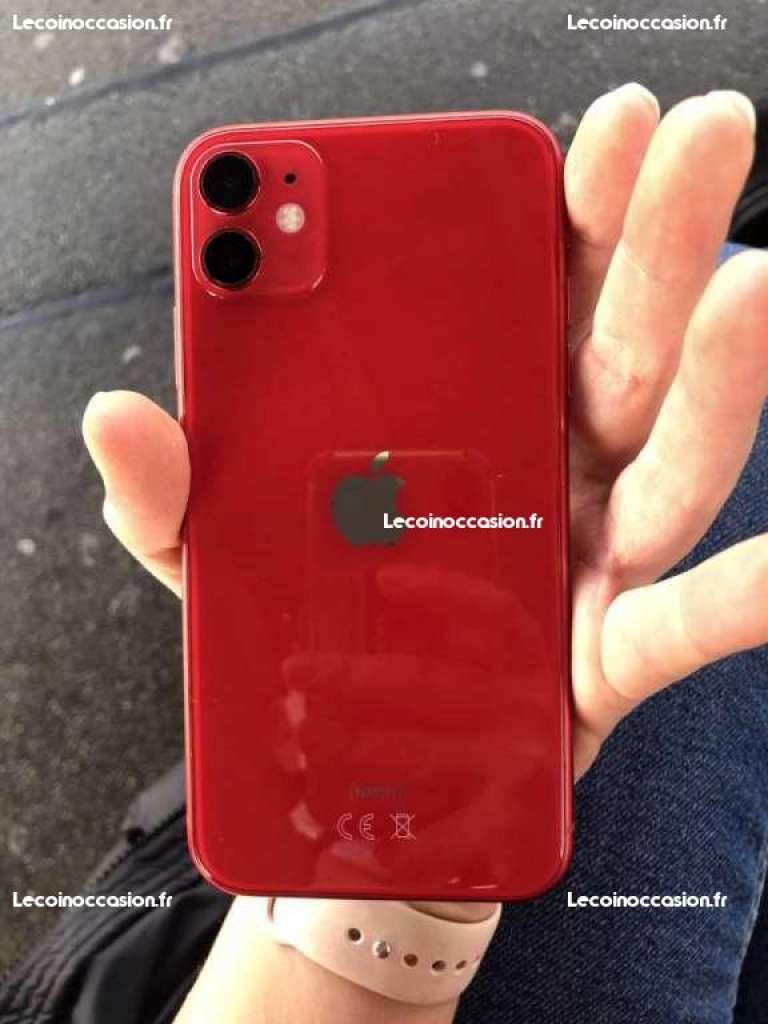 IPHONE 11 64gb  rouge disponible immédiatement