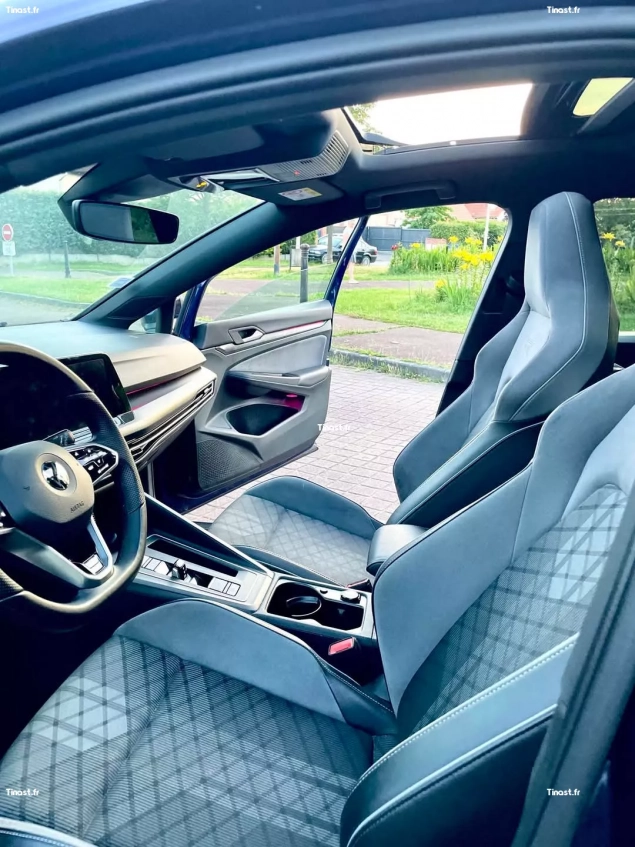 Volkswagen Golf R-Line 1ST, modèle VIII SW 2.0 TDI SCR 150 R-LINE