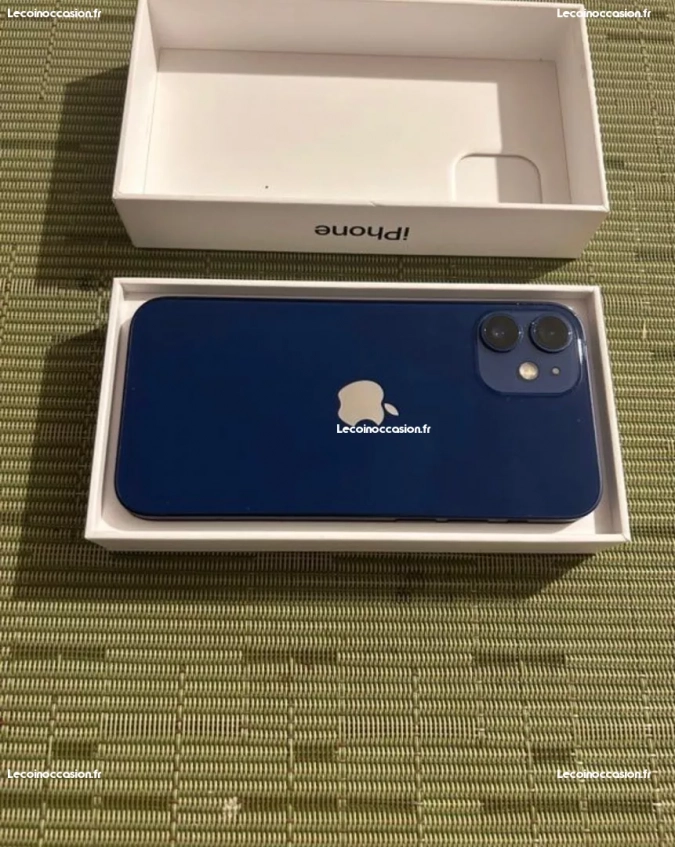 iPhone 12 mini bleu à vendre avec garantie