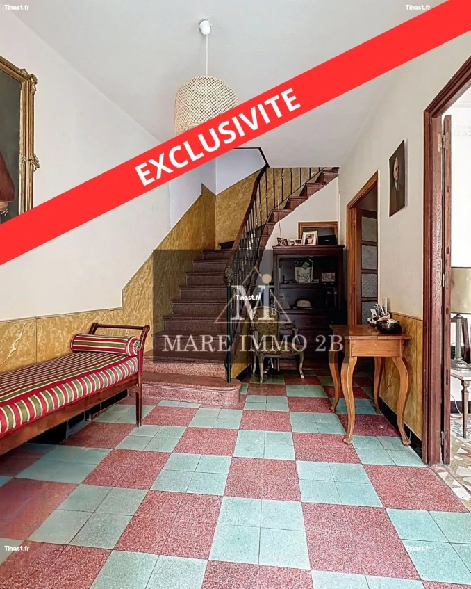 Maison de village avec de beaux volumes