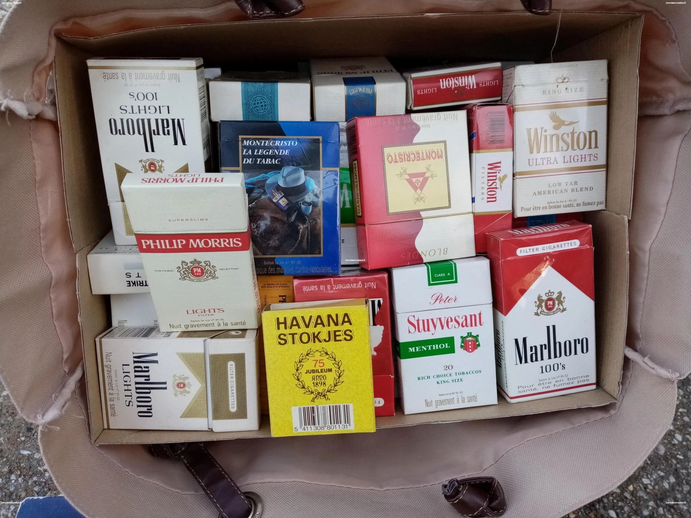 Collection paquets de cigarettes