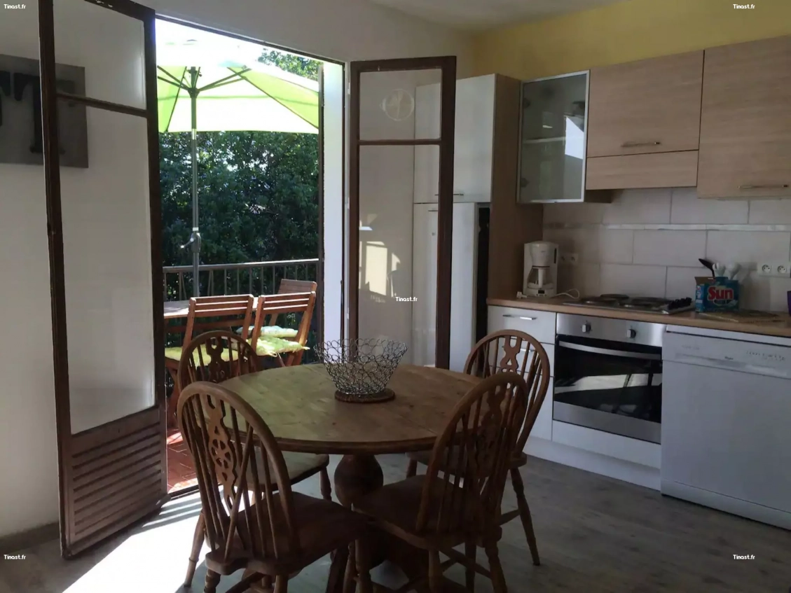 T3 avec Terrasse & Accès Piscine, Proche de la plage L59