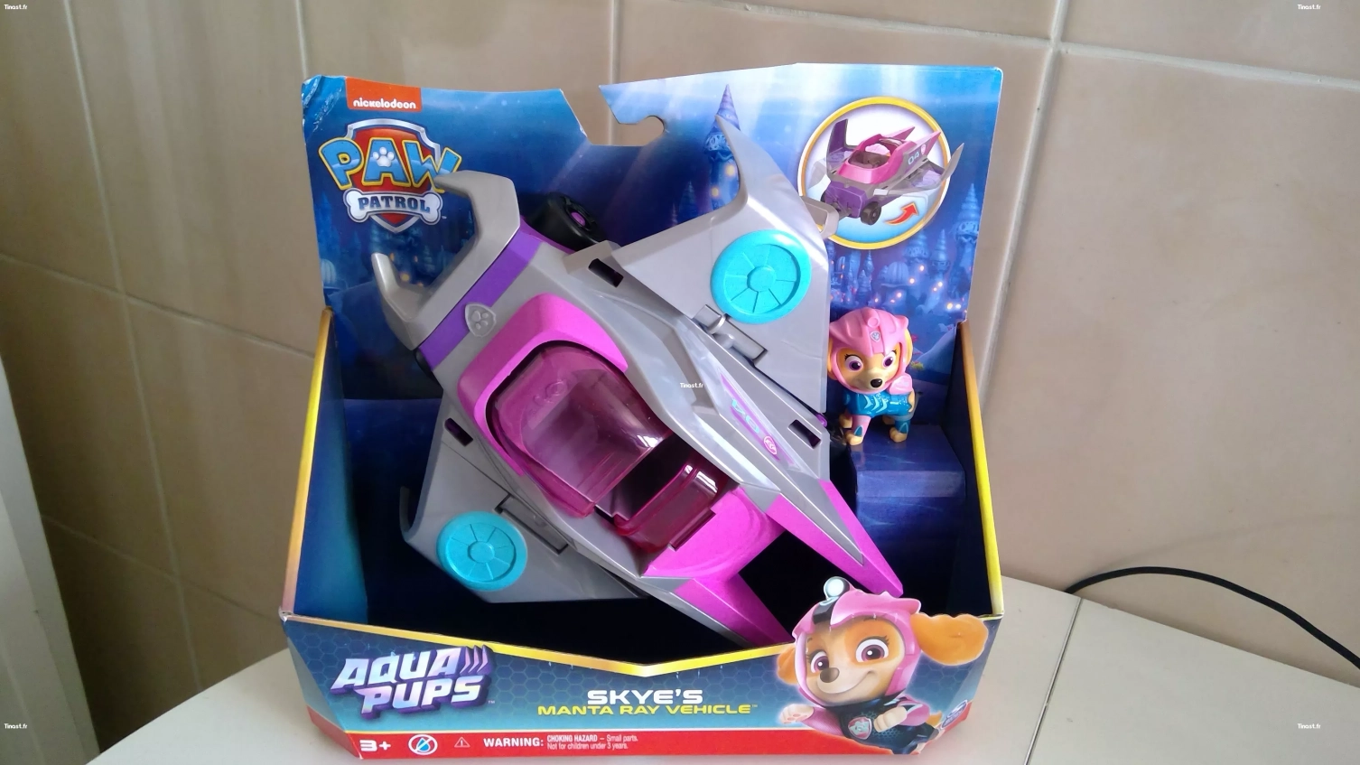 skye manta ray vehicule (Nickeledeon)