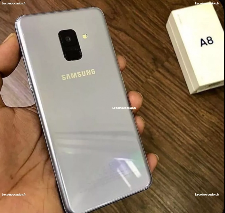 Samsung A8 avec facture