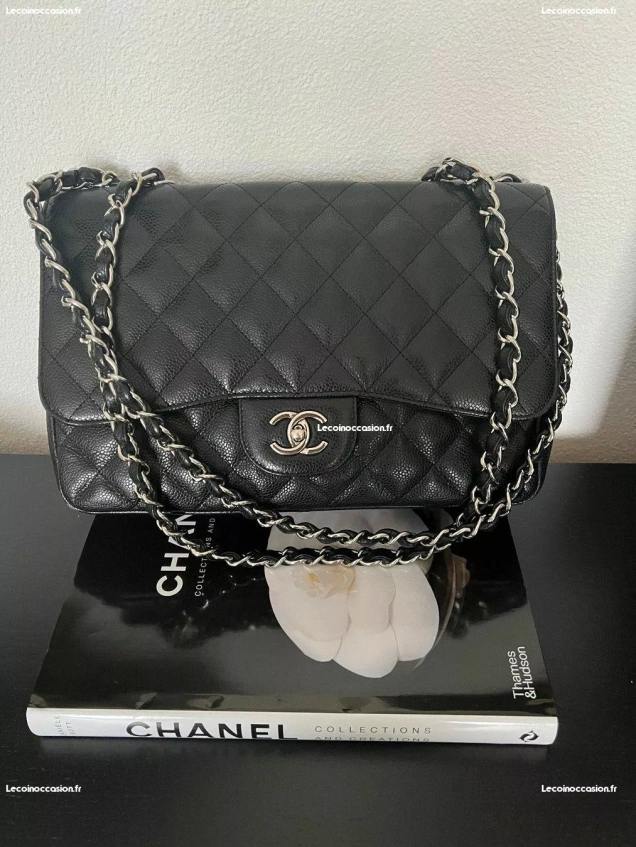 Chanel Classic Single Flap Jumbo Black Caviar Leather