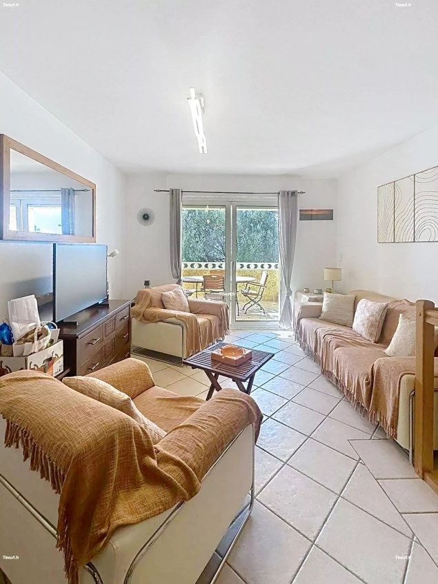 Magnifique T3 en duplex dans un quartier calme à Lumio L15