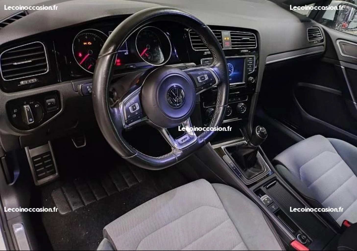 Volkswagen Golf 1.4 TSI 150ch ACT BlueMotion Technology Carat 5p
