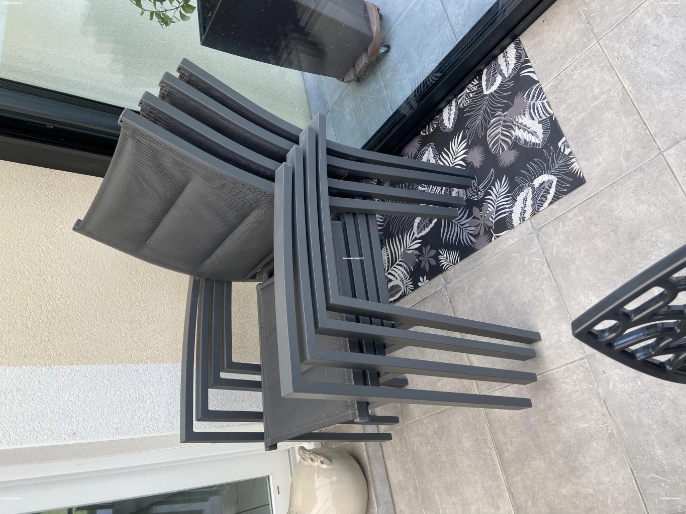 Chaises de terrasse  avec accoudoirs
