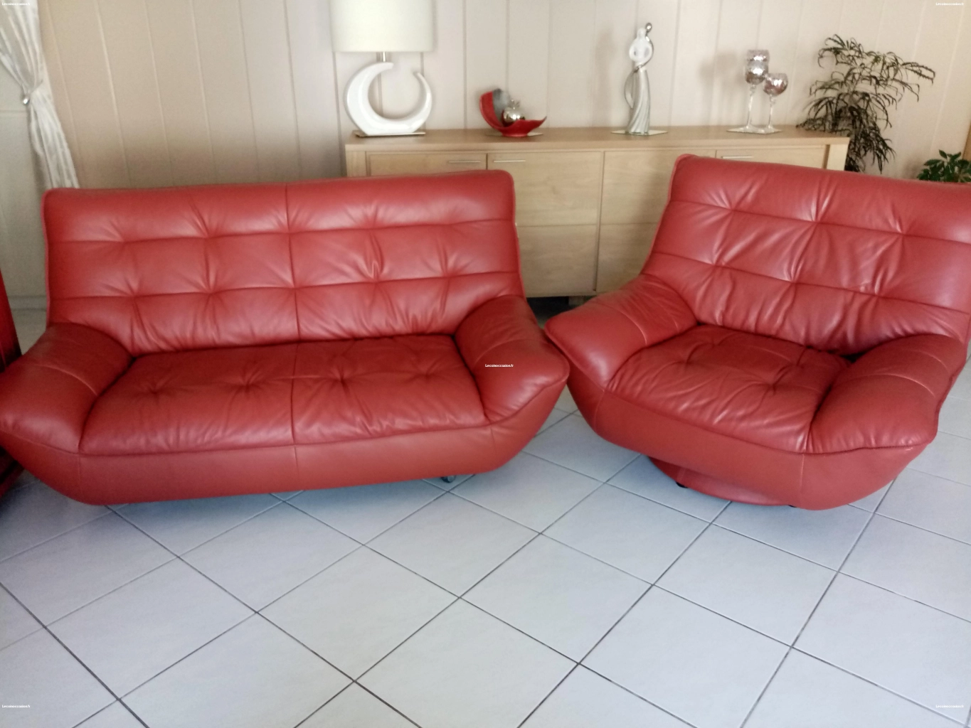 Vends 1 canapé et 2 fauteuils